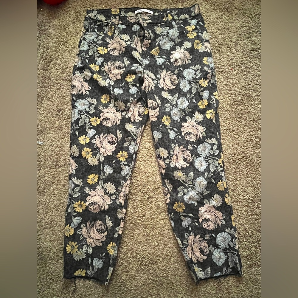 Women’s floral black denim jeans